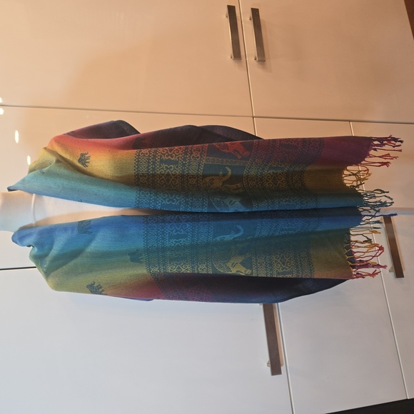Pashmina Rainbow Elephant Oversized Scarf Wrap Womens XL Pride - Picture 3 of 7